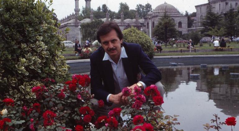 Yeşilçamın usta ismi Engin Çağlar hayatını kaybetti Kaza anı güvenlik kamerasında...